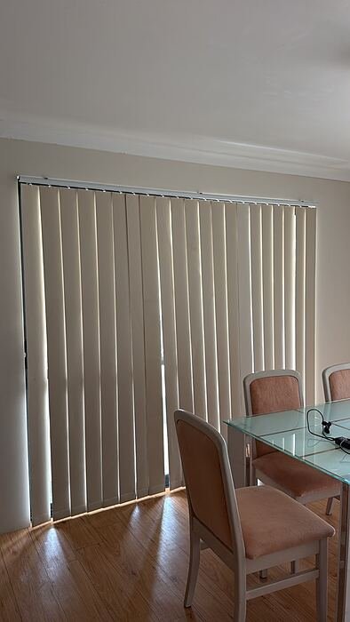Vertical blinds dining room Perth thumbnail