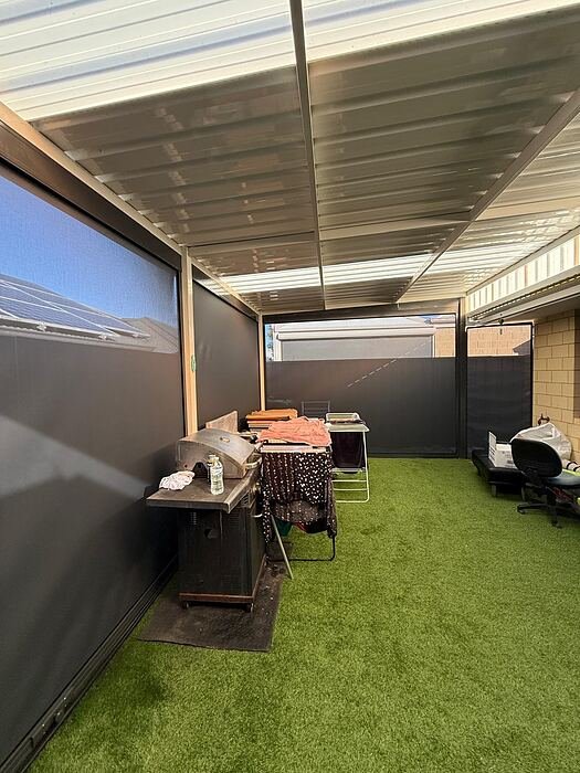 Ziptrack blinds BBQ entertaining area Perth thumbnail